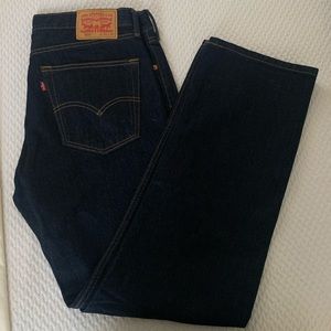 Levi’s 505 men’s dark blue jeans size W36 32